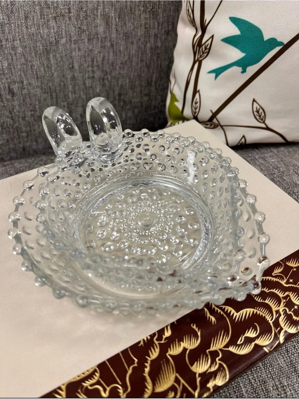 N/A vintage raindrop
